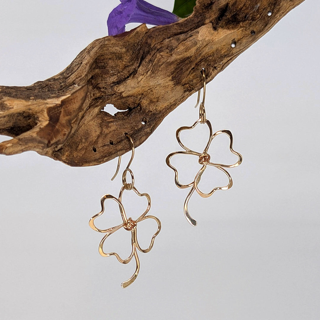 clover drop earring---