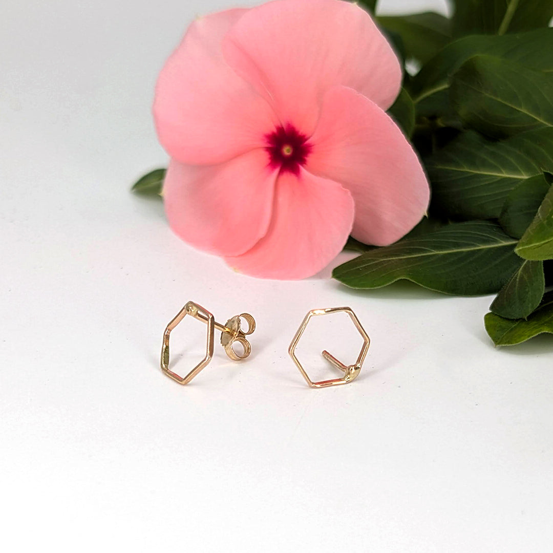 honeycomb post earring---