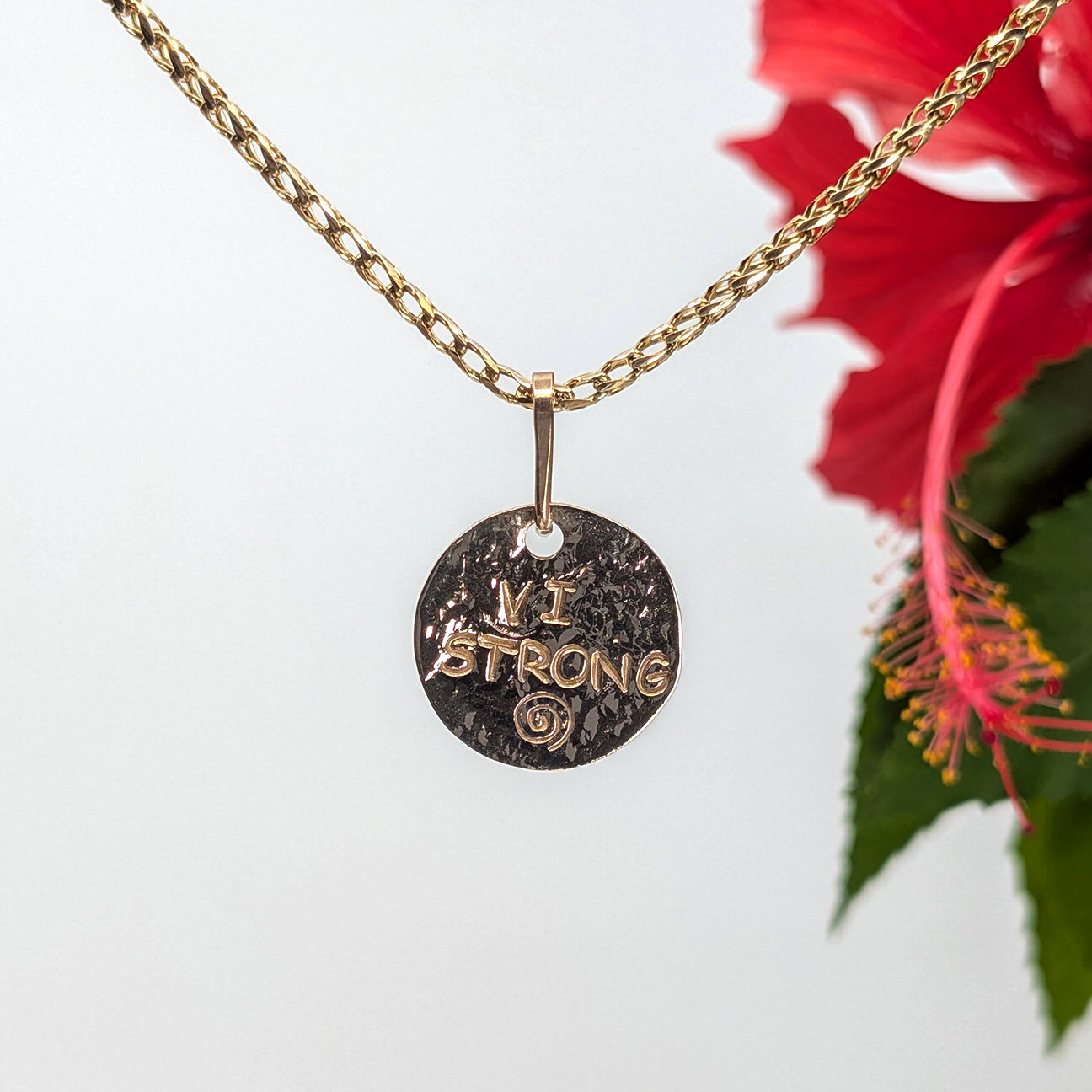 vi strong round pendant-14k Gold-One Size-