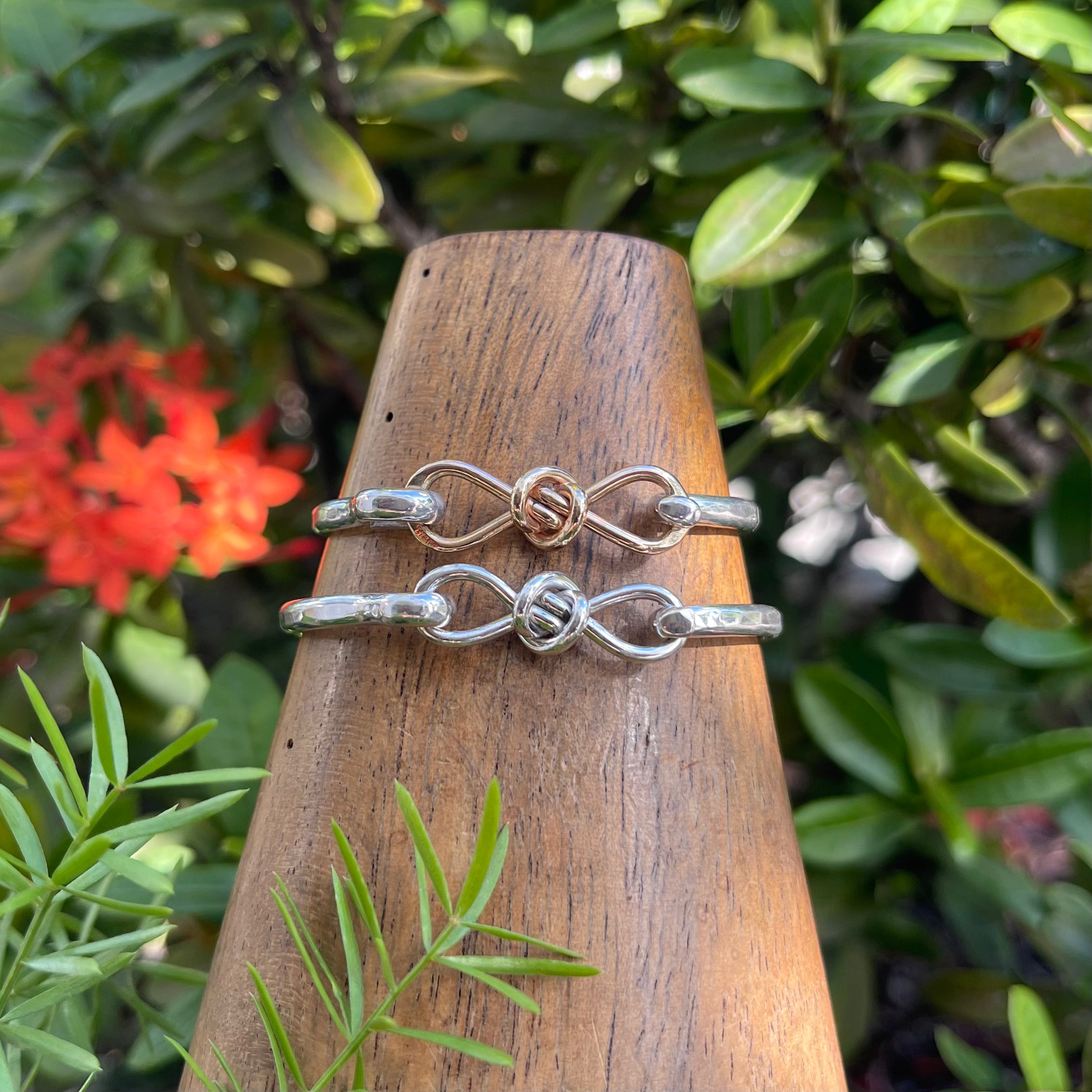 Infinity 2025 knot bracelet