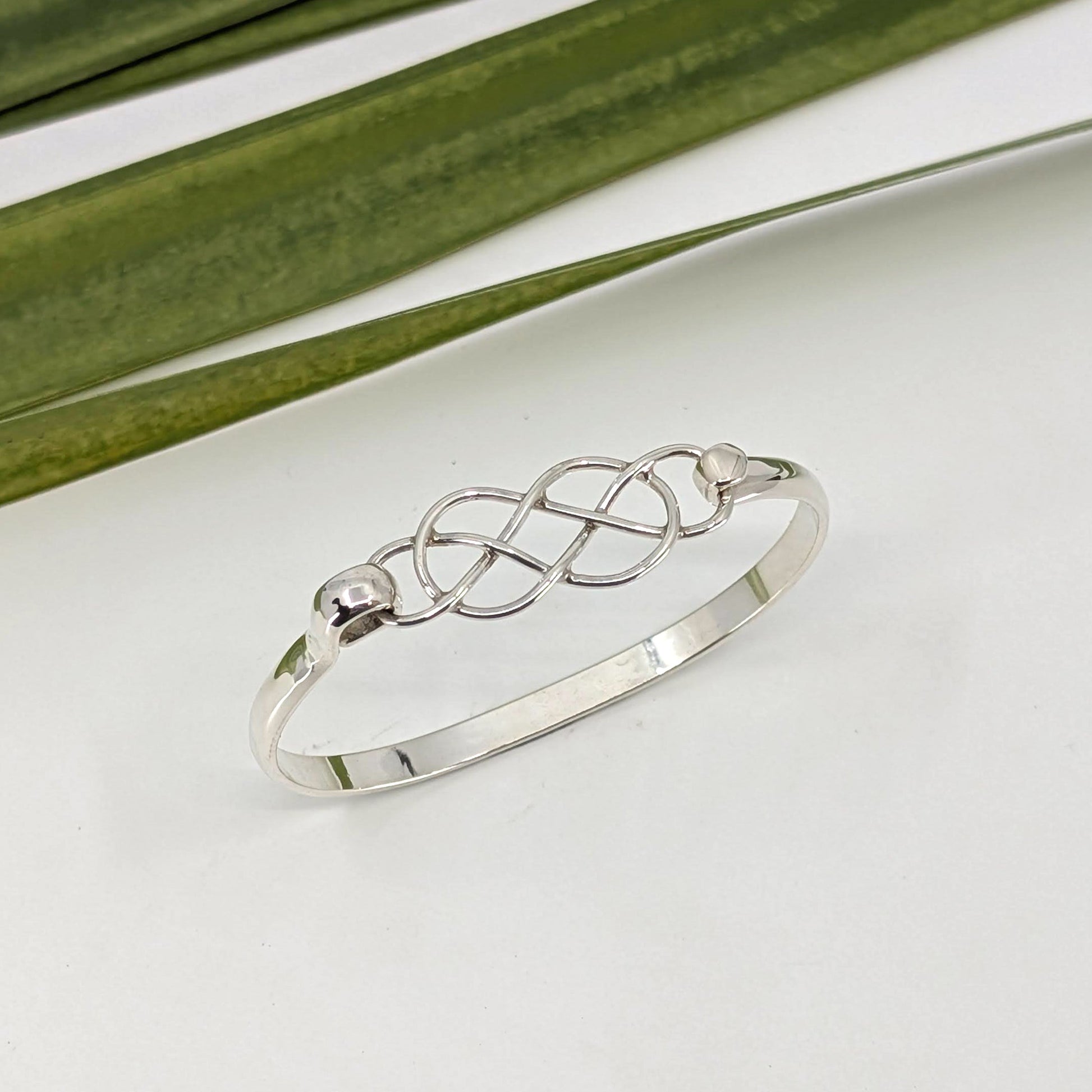 josephine knot 5mm latch bracelet-Sterling Silver-Multiple Sizes-5 3/4