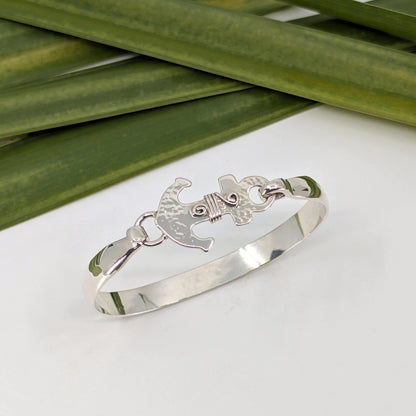 Anchor 8MM Latch Bracelet