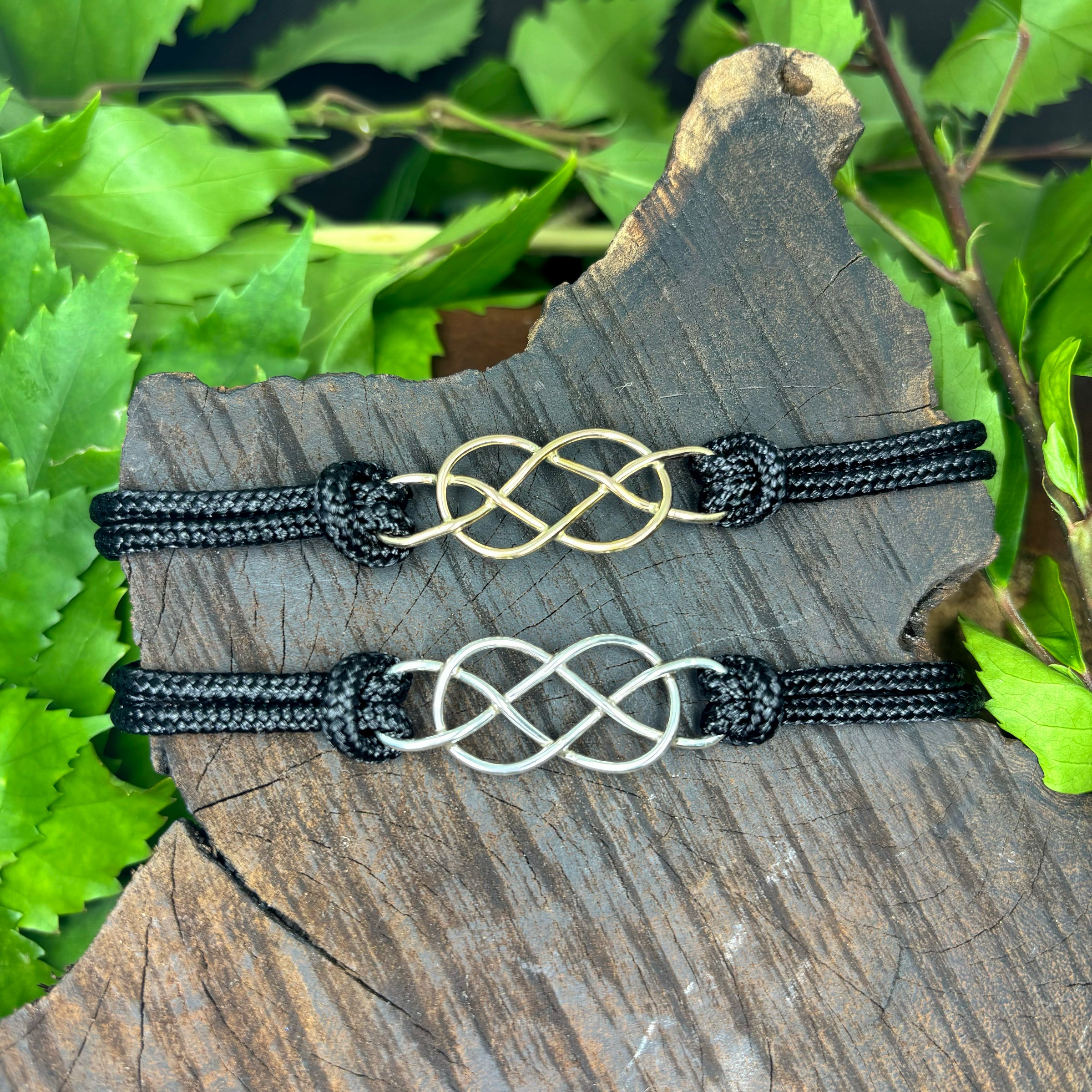 Carrick Bend Knot Cord Bracelet – Crucian Gold - Main Image