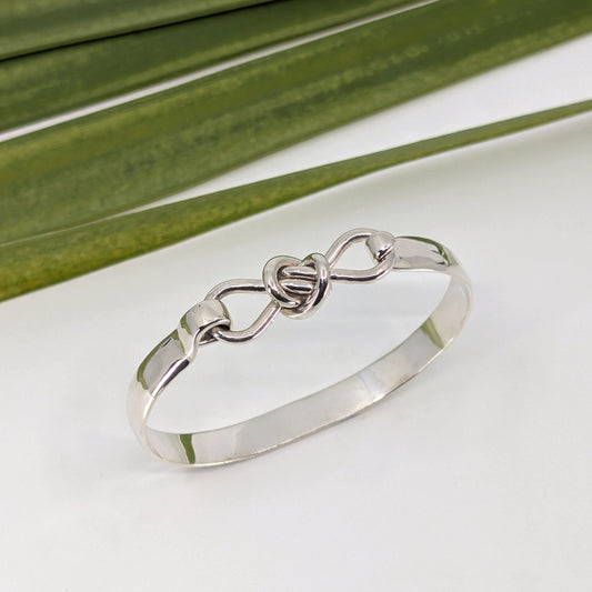 crucian knot 8mm latch bracelet-Sterling Silver-Multiple Sizes-5 3/4