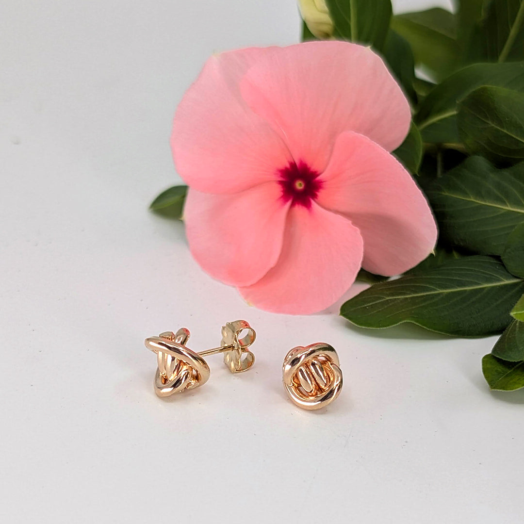 crucian knot post earring-14k Gold-Small-