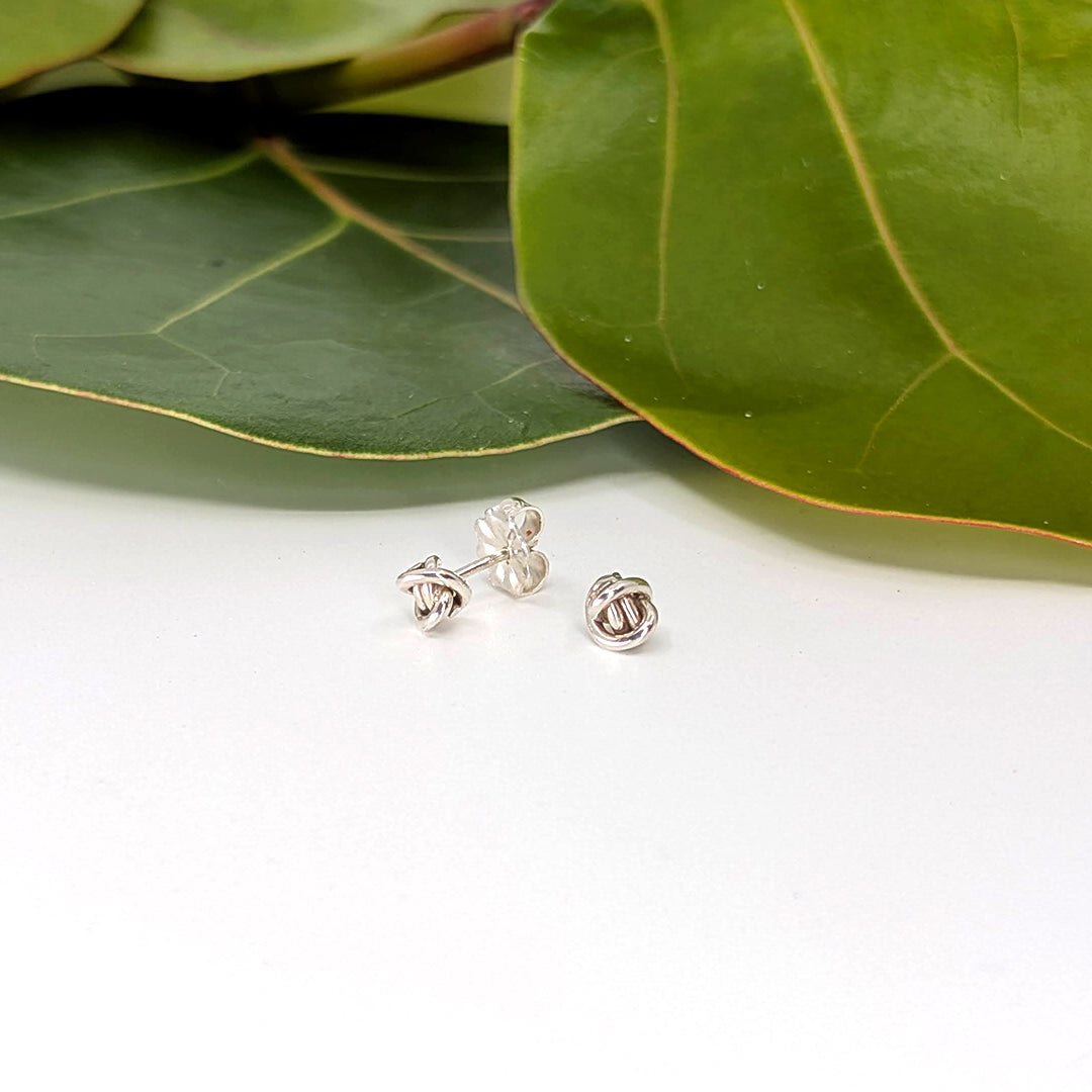 crucian knot post earring-14k Gold-Large-