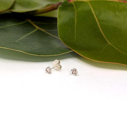 crucian knot post earring-14k Gold-Medium-