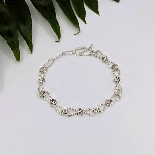 crucian knot medium chain bracelet-Sterling Silver-Hand-