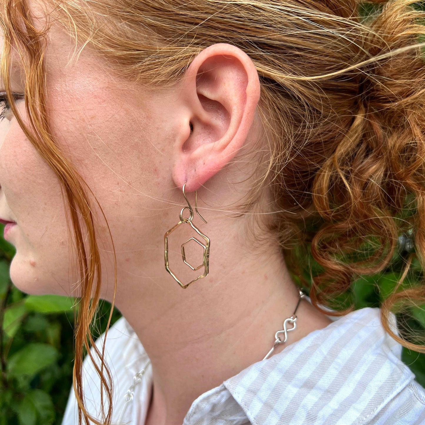 honeycomb hoop earring---