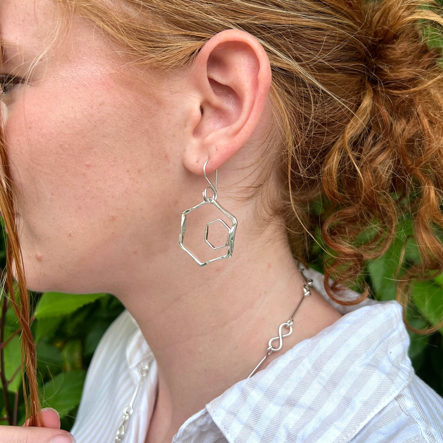 honeycomb hoop earring---