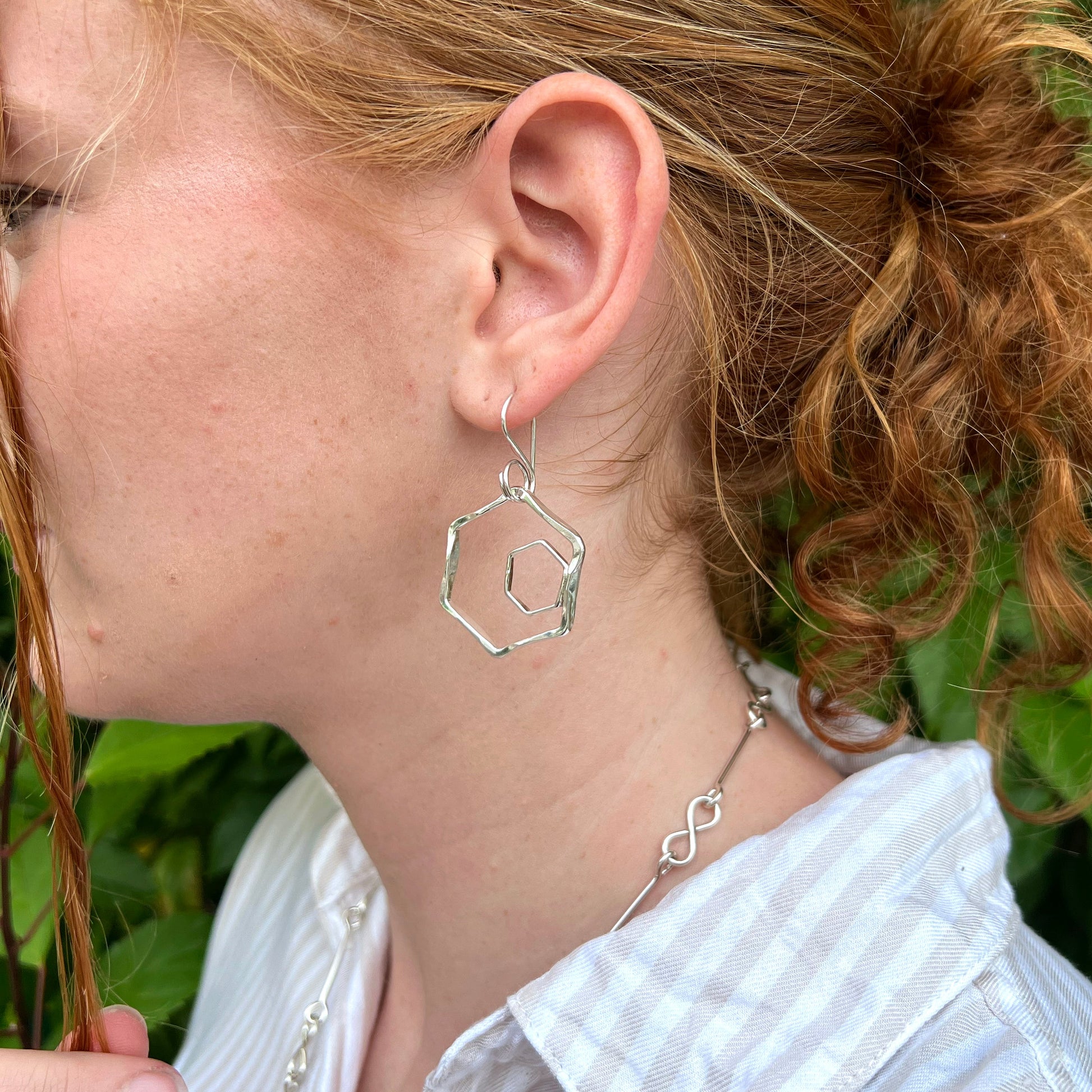 honeycomb hoop earring---