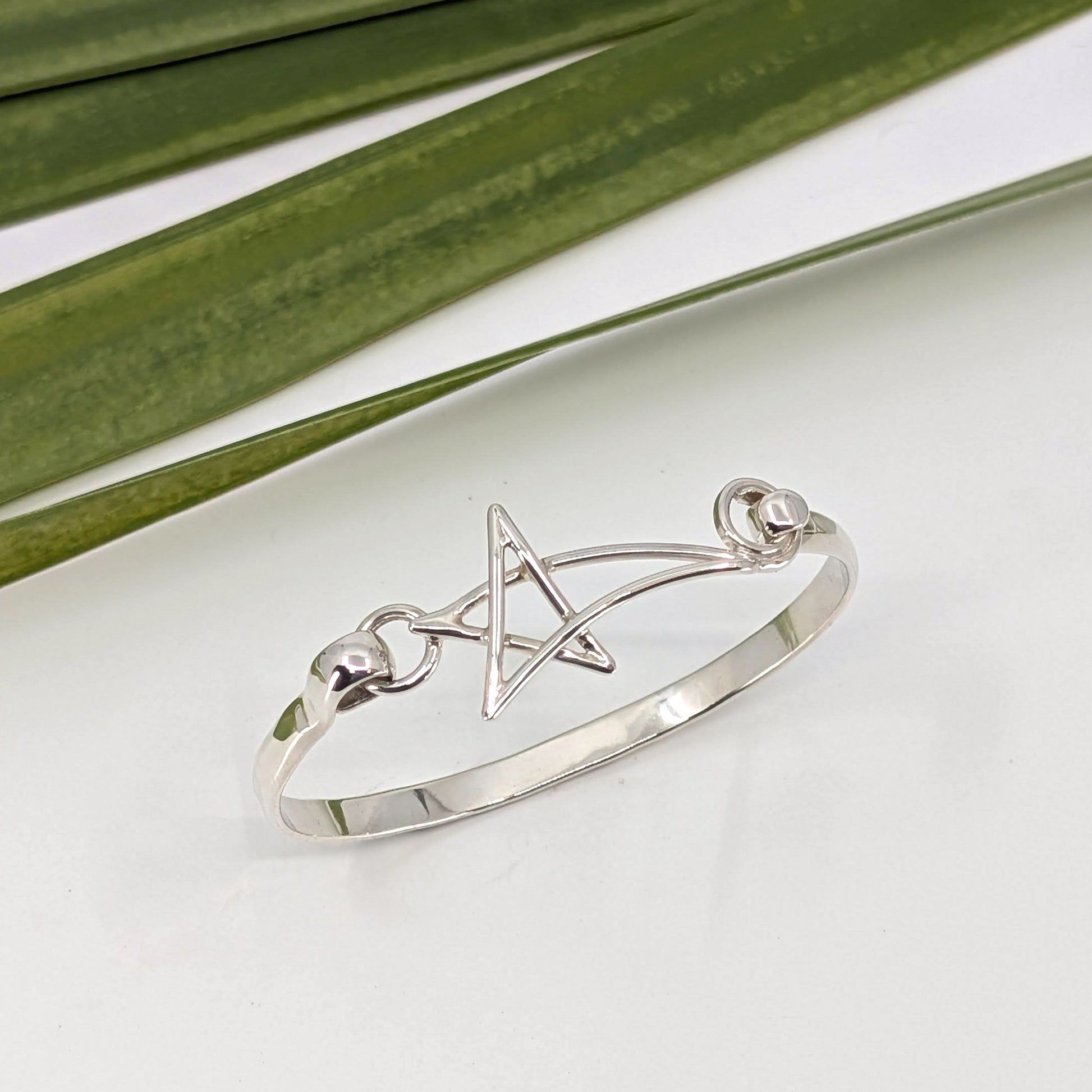 shooting star 5mm latch bracelet-Sterling Silver-Multiple Sizes-5 3/4